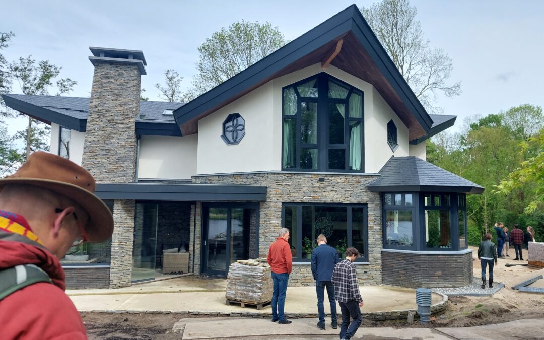 ORIO architecten – Excursie ecologische en energetische villa Animus Fluens groot succes