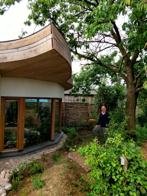 De kleine bron - ecologisch - organische architectuur - spiritueel